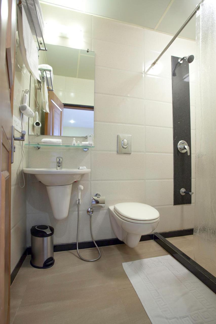 Hotel Prestige Mangalore Ngoại thất bức ảnh